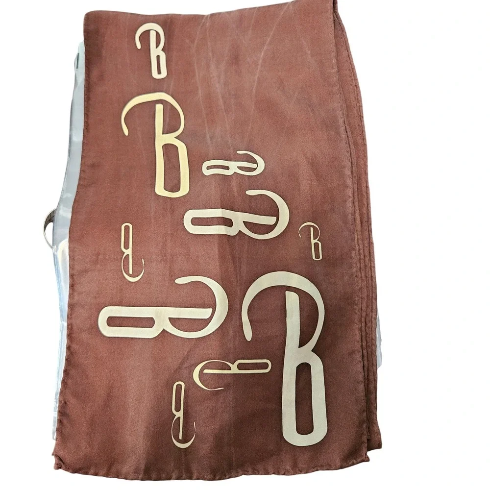 N/A elegant brown